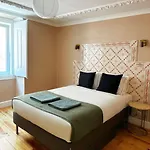 Διαμέρισμα Historical Center, Large 2 Bedroom Apartment, Bright & Stylish *