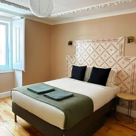 Апартаменты Historical Center, Large 2 Bedroom Apartment, Bright & Stylish *