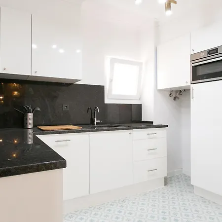 Apartment Historical Center, Large 2 Bedroom Apartment, Bright & Stylish