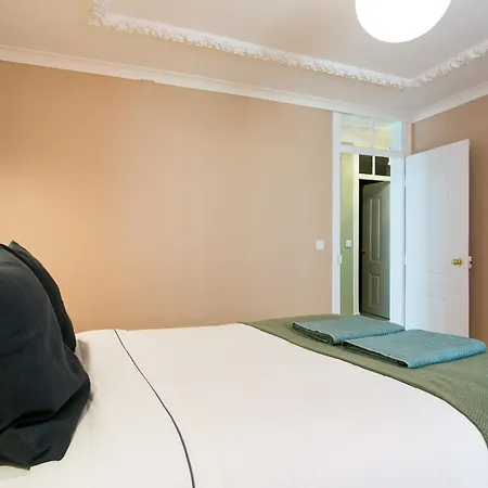 Apartment Historical Center, Large 2 Bedroom Apartment, Bright & Stylish