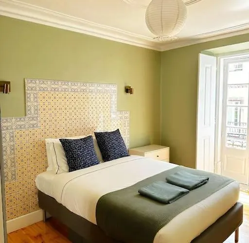 Lägenhet Historical Center, Large 2 Bedroom Apartment, Bright & Stylish