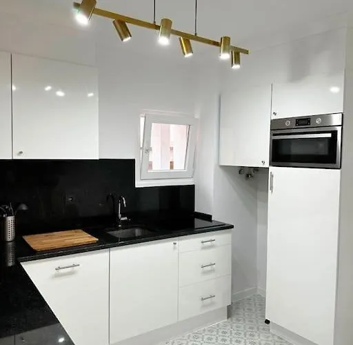 Lägenhet Historical Center, Large 2 Bedroom Apartment, Bright & Stylish *